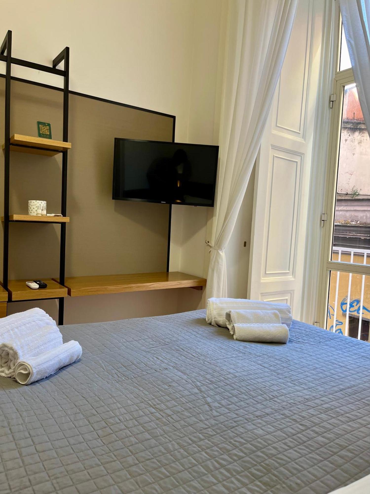 Nabab-Napoli Bed And Breakfast 외부 사진